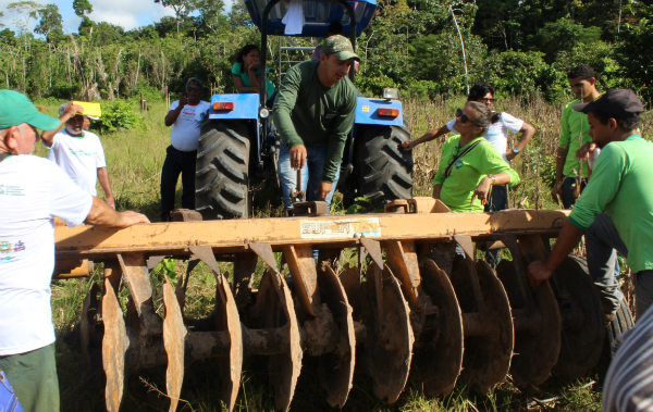 Mecanização para produção de grãos aumenta produção agrícola em assentamentos rurais