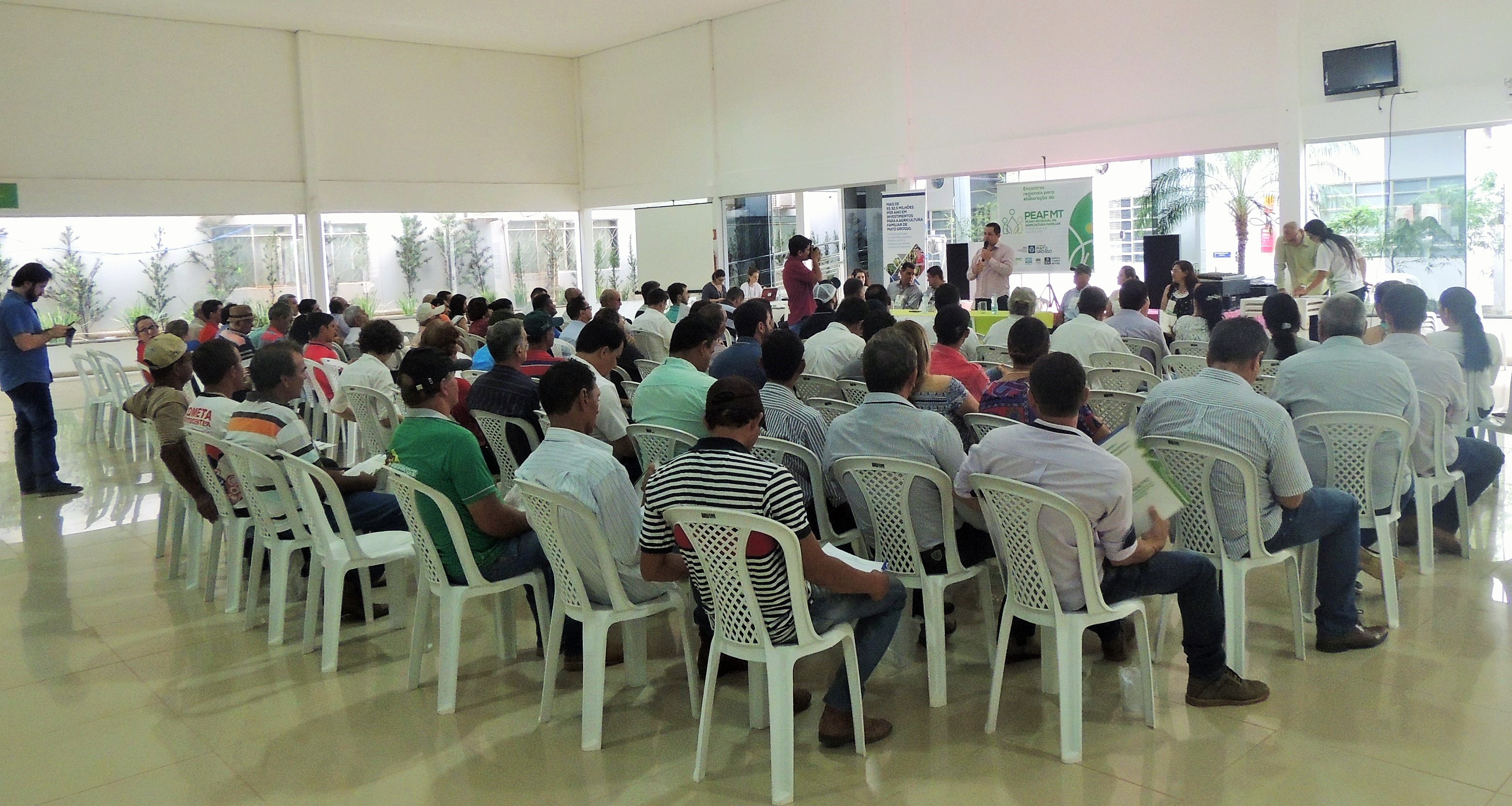 Regularização ambiental e fundiária para agricultura familiar é tema de debate