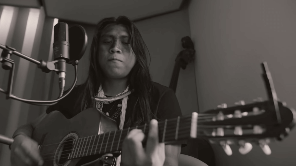 Vídeoclipe da música Indio do Brasil, de Matsipaya Waura Txucarramãe. Reprodução: YouTube